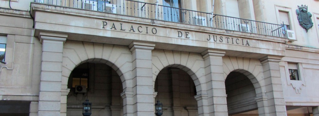 Fachada-juzgados-de-Sevilla